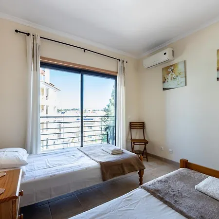 Lesley * Armação de Pêra