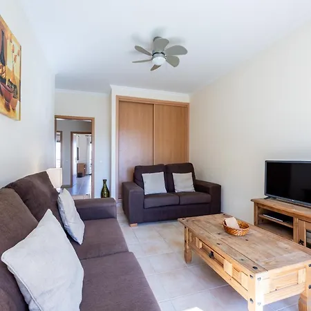 Apartment Lesley Armacao de Pera